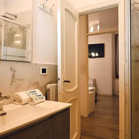 A42 - Ancona, Bilocale In Pieno Centro *