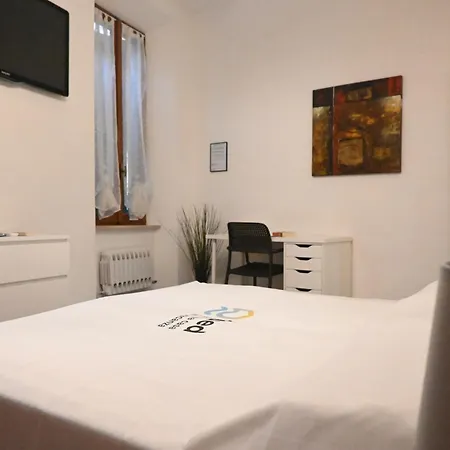 A42 - Ancona, Bilocale In Pieno Centro