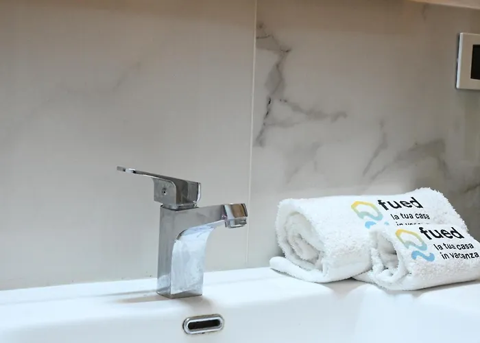 A42 - Ancona, Bilocale In Pieno Centro Διαμέρισμα Ανκόνα